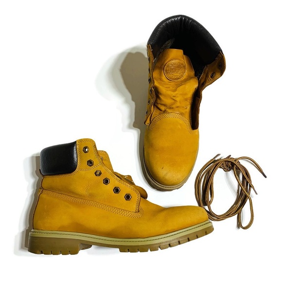 Roots Other - Roots men’s US10 suede lace up boots